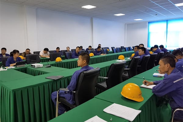 1596695050777338.jpg 特種作業(yè)安全知識培訓(xùn).jpg