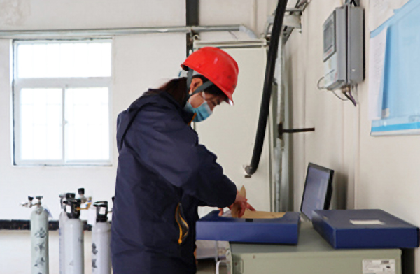 1640835136276702.jpg 二合一照片模板.jpg